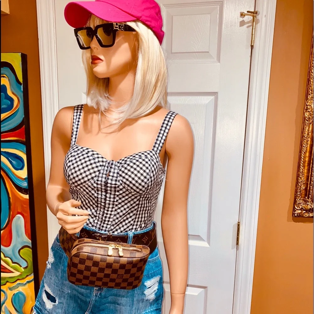 🧸🧸🧸 Authentic Louis Vuitton Geronimo Bodybag